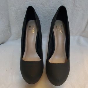 Black cuties pumps